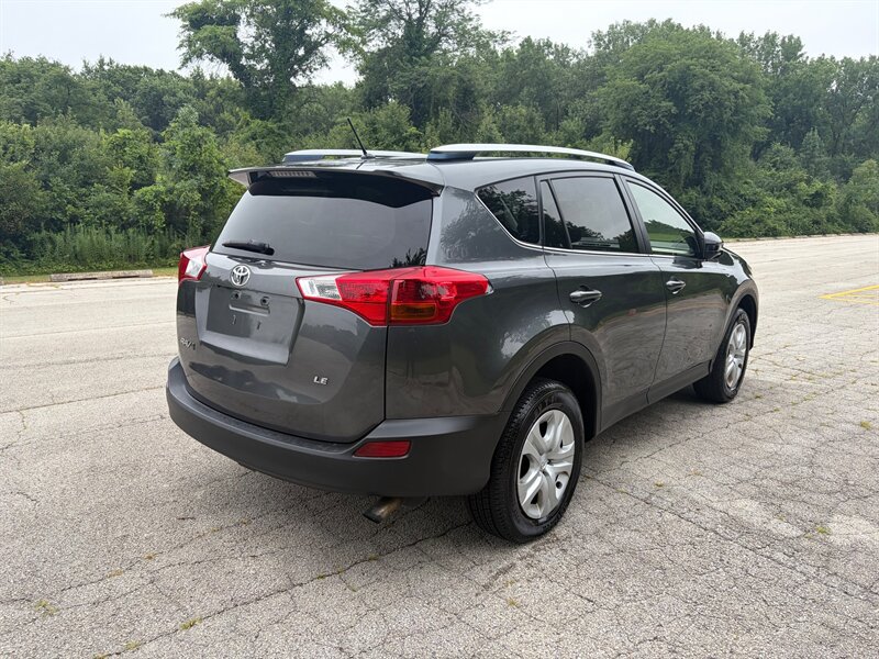 Used 2013 Toyota RAV4 LE FWD image 5