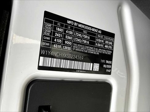 New 2025 Mercedes-Benz Sprinter 2500 image 13