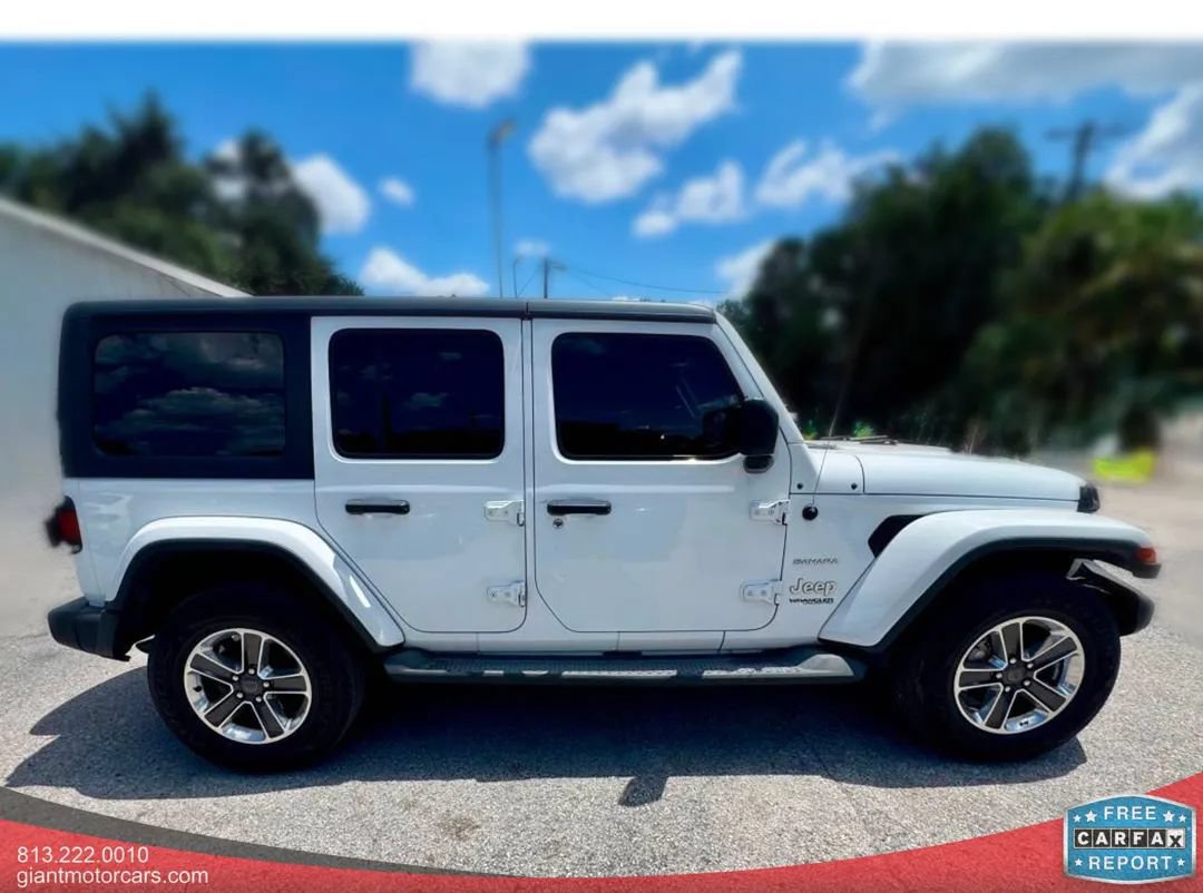 Used 2019 Jeep Wrangler Unlimited Sahara AWD/4WD image 4