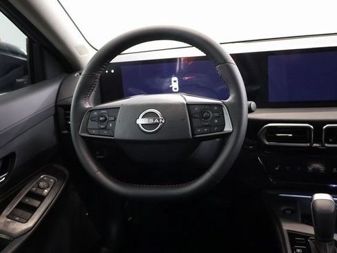 New 2026 Nissan Sentra SR w/ SR Premium Package FWD image 14