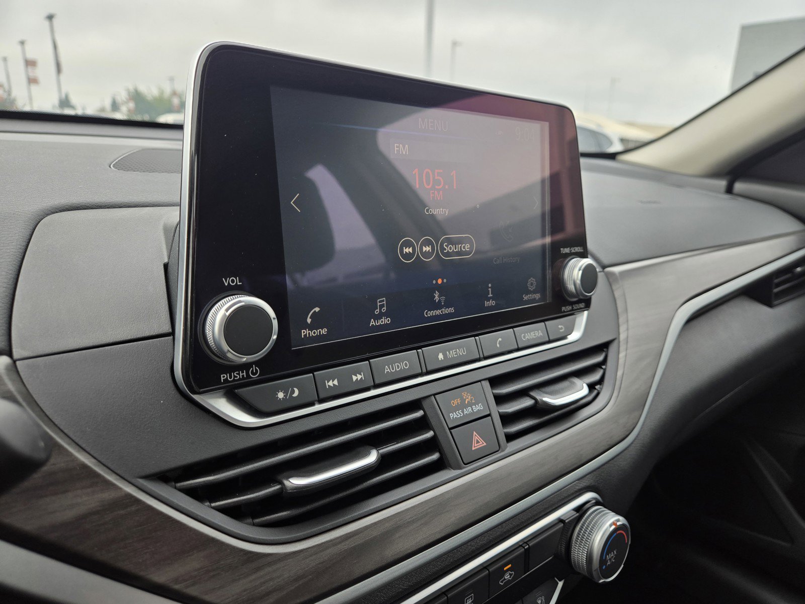 Certified 2025 Nissan Altima 2.5 SV FWD image 16