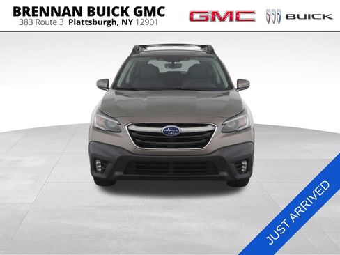 Used 2021 Subaru Outback Premium AWD/4WD image 8