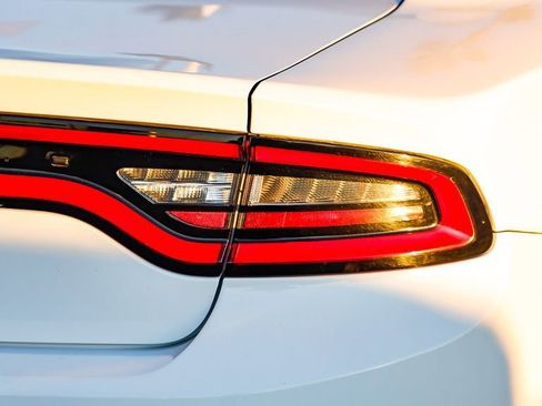 Used 2023 Dodge Charger SXT image 10