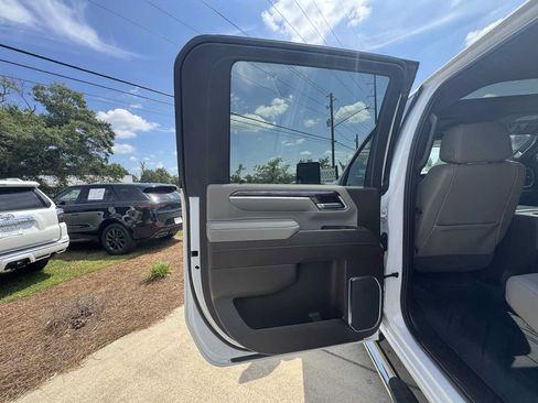 Used 2024 Chevrolet Silverado 3500 LTZ w/ LTZ Plus Package AWD/4WD image 32