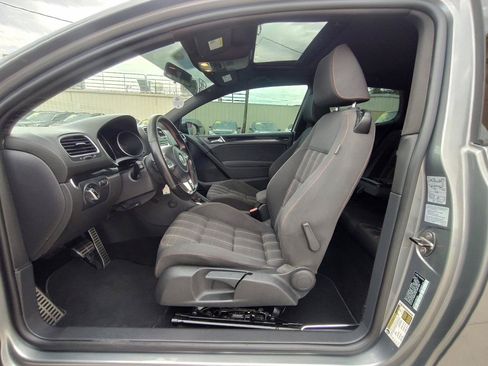 Used 2012 Volkswagen Golf 2-Door FWD image 15