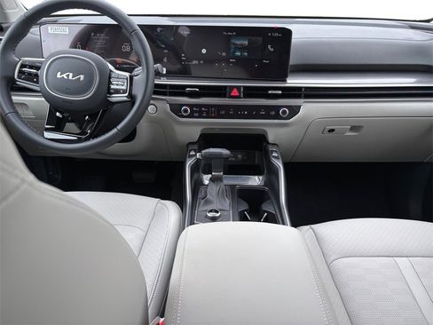 New 2025 Kia Sorento S w/ Panoramic Sunroof Package image 10