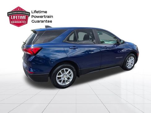 Used 2023 Chevrolet Equinox LS w/ LS Convenience Package FWD image 7