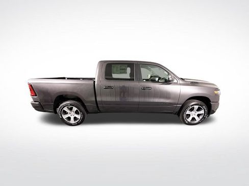 New 2026 RAM 1500 Express AWD/4WD image 8