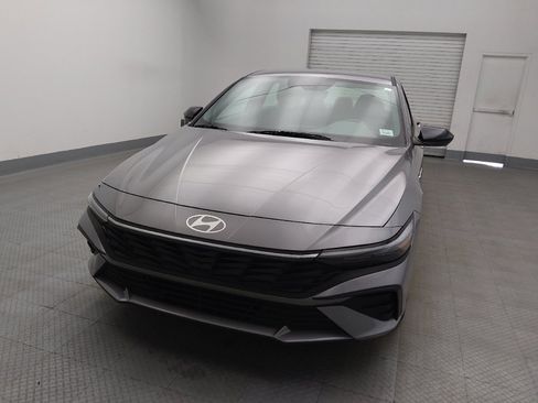 Used 2025 Hyundai Elantra Sport w/ Cargo Package FWD image 15