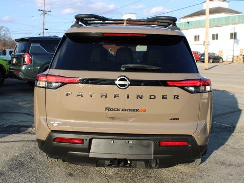 Certified 2024 Nissan Pathfinder Rock Creek image 4