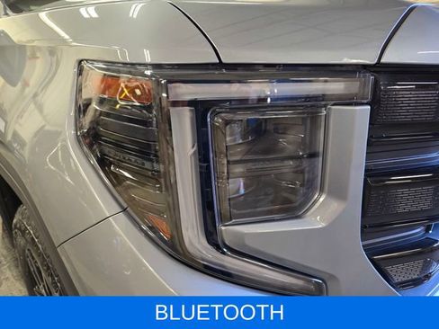 Used 2024 GMC Sierra 1500 Elevation AWD/4WD image 5