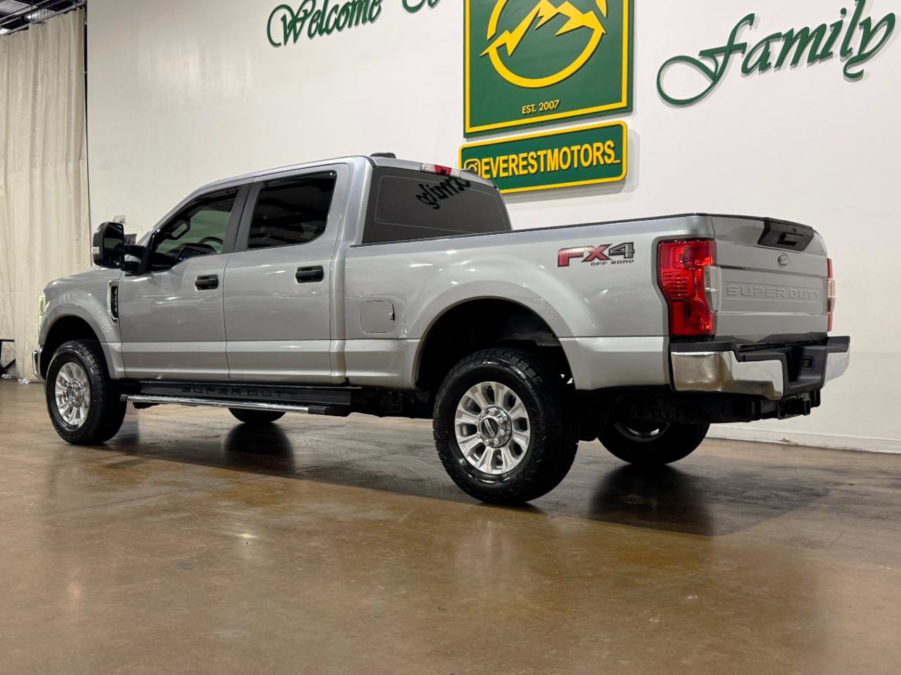 Used 2022 Ford F250 XL w/ STX Appearance Package AWD/4WD image 6