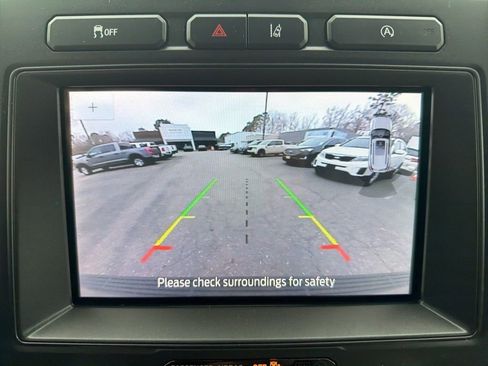 Used 2020 Ford Expedition Limited image 28