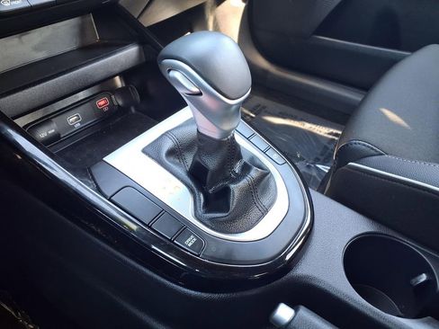 Certified 2023 Kia Forte GT-Line image 21