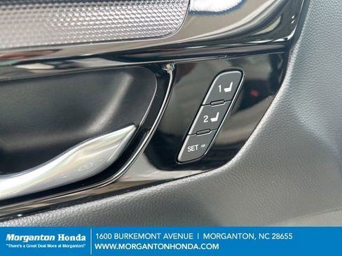 Used 2025 Honda CR-V EX-L image 17