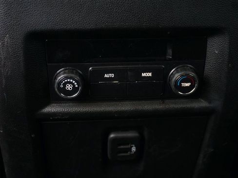 Certified 2023 Chevrolet Traverse LT w/ LPO, Floor Liner Package image 28