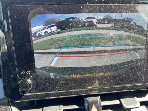 Used 2025 Toyota Corolla LE image 12