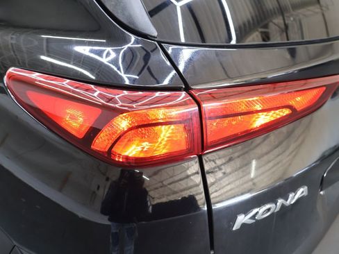 Used 2023 Hyundai Kona SEL FWD image 28