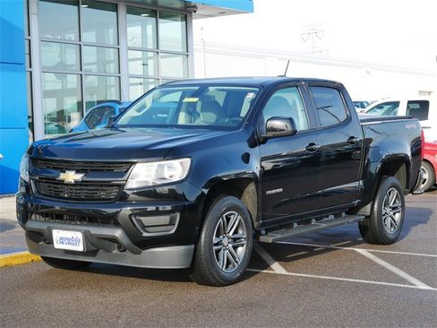 Used 2019 Chevrolet Colorado W/T w/ Custom Special Edition image 2
