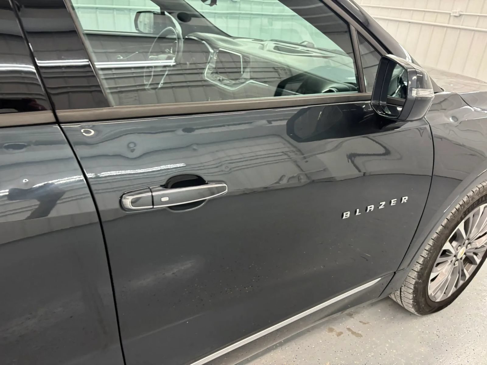 Used 2019 Chevrolet Blazer Premier w/ Driver Confidence II Package AWD/4WD image 34