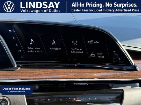 Used 2021 Cadillac Escalade Premium Luxury Platinum w/ Heavy-Duty Trailer Package AWD/4WD image 18