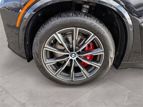 Used 2026 BMW X5 xDrive40i w/ M Sport Package image 14