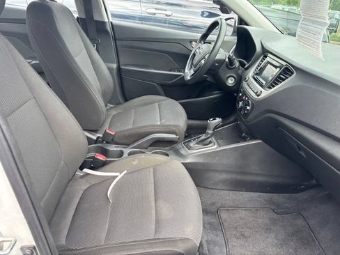 Used 2018 Hyundai Accent SE FWD image 10