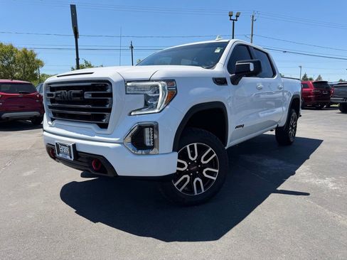 Used 2021 GMC Sierra 1500 AT4 w/ AT4 Preferred Package AWD/4WD image 1
