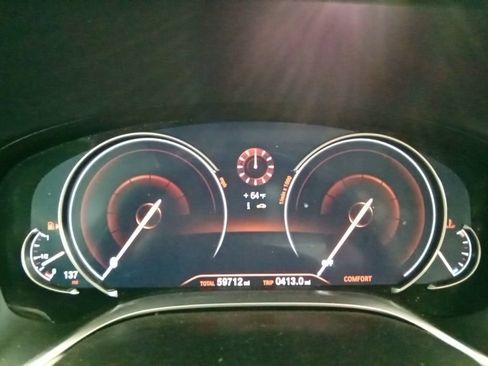 Used 2017 BMW 740i xDrive AWD/4WD image 11