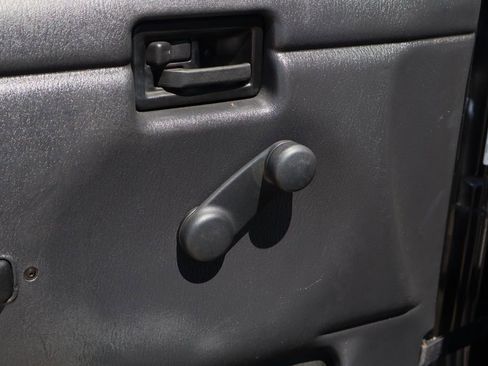 Used 2006 Jeep Wrangler Unlimited image 17