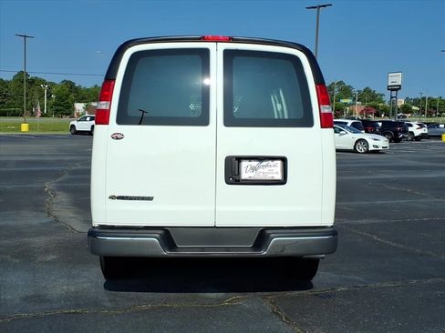 Used 2025 Chevrolet Express 2500 w/ Driver Convenience Package RWD image 14