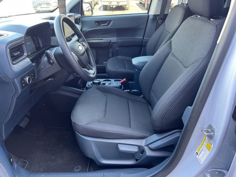 New 2025 Ford Maverick XL image 11