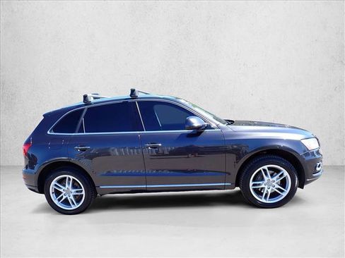 Used 2016 Audi Q5 2.0T Premium Plus w/ Technology Package AWD/4WD image 5