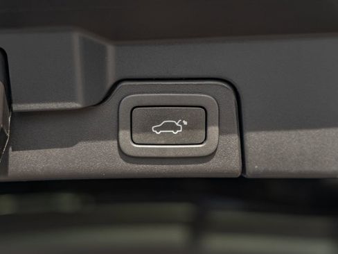 Used 2017 Land Rover Range Rover Evoque HSE image 8