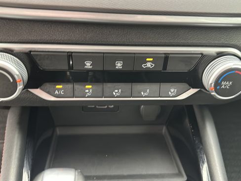 Used 2025 Nissan Altima 2.5 SR AWD/4WD image 18