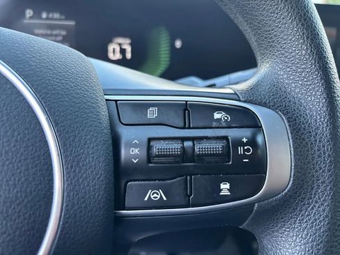 Used 2025 Kia K5 LXS FWD image 16
