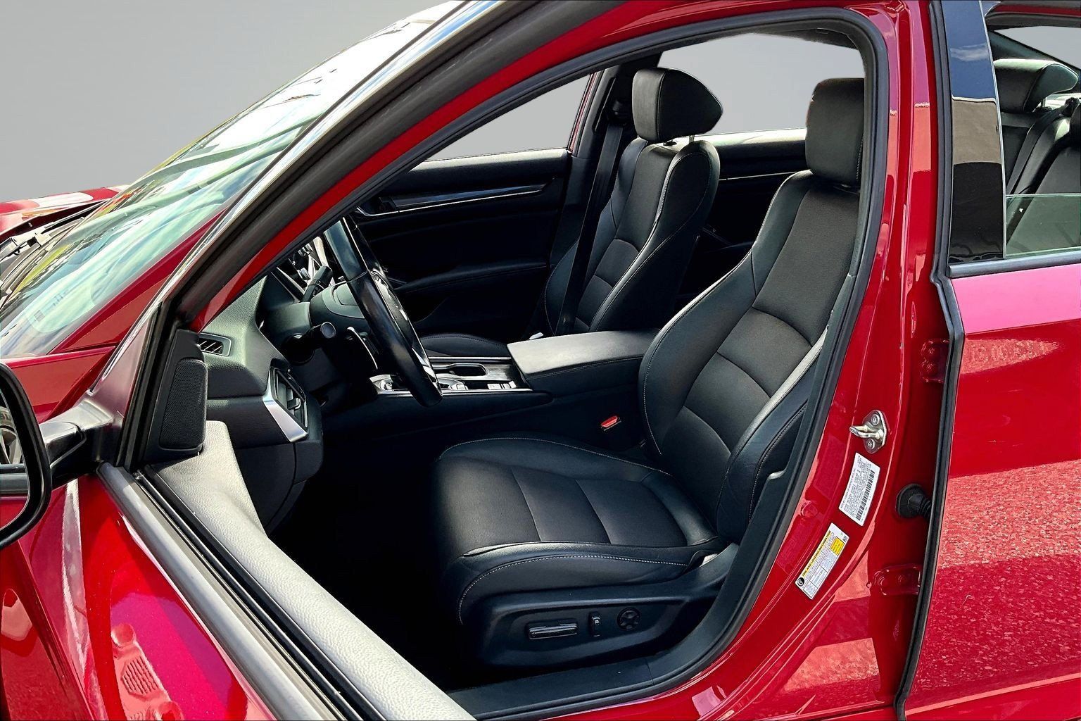 Used 2020 Honda Accord Sport image 17