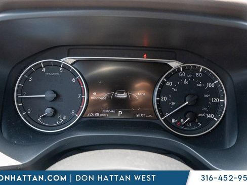 Used 2023 Nissan Rogue SV FWD image 6