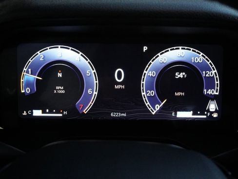 Used 2024 Jeep Grand Cherokee Laredo w/ Luxury Tech Group I image 11