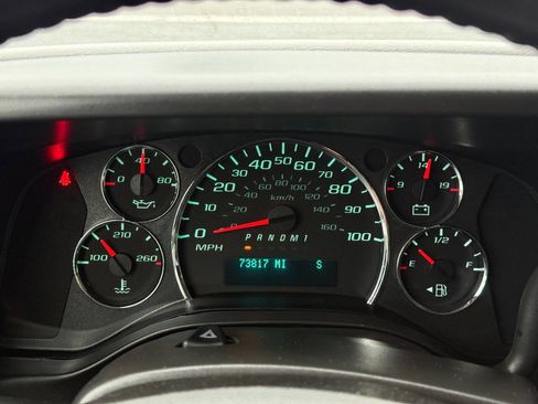 Used 2017 Chevrolet Express 3500 LT w/ LT Preferred Equipment Group image 21