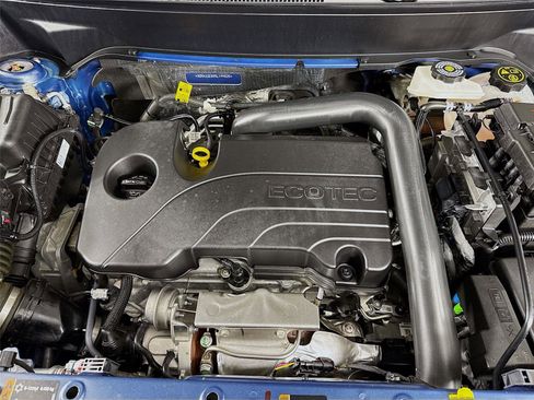 Used 2024 Chevrolet Equinox LT image 29