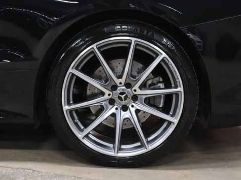 Used 2019 Mercedes-Benz S 560 Cabriolet image 39