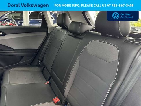 Certified 2022 Volkswagen Taos SE image 22