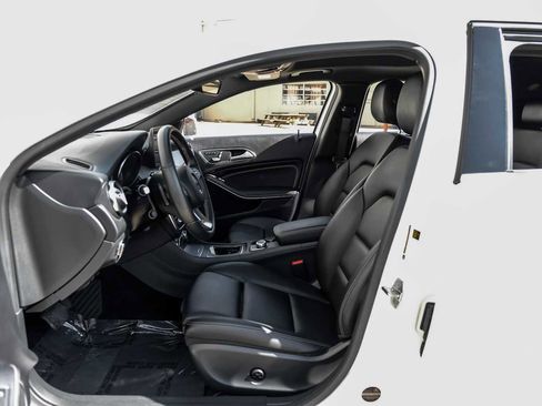 Used 2018 Mercedes-Benz GLA 250 image 4