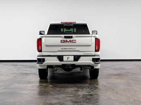 Used 2023 GMC Sierra 2500 Denali w/ Denali Ultimate Package AWD/4WD image 18