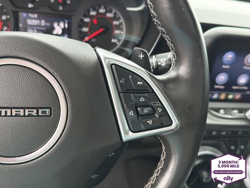 Used 2021 Chevrolet Camaro LT w/ Technology Package RWD image 16