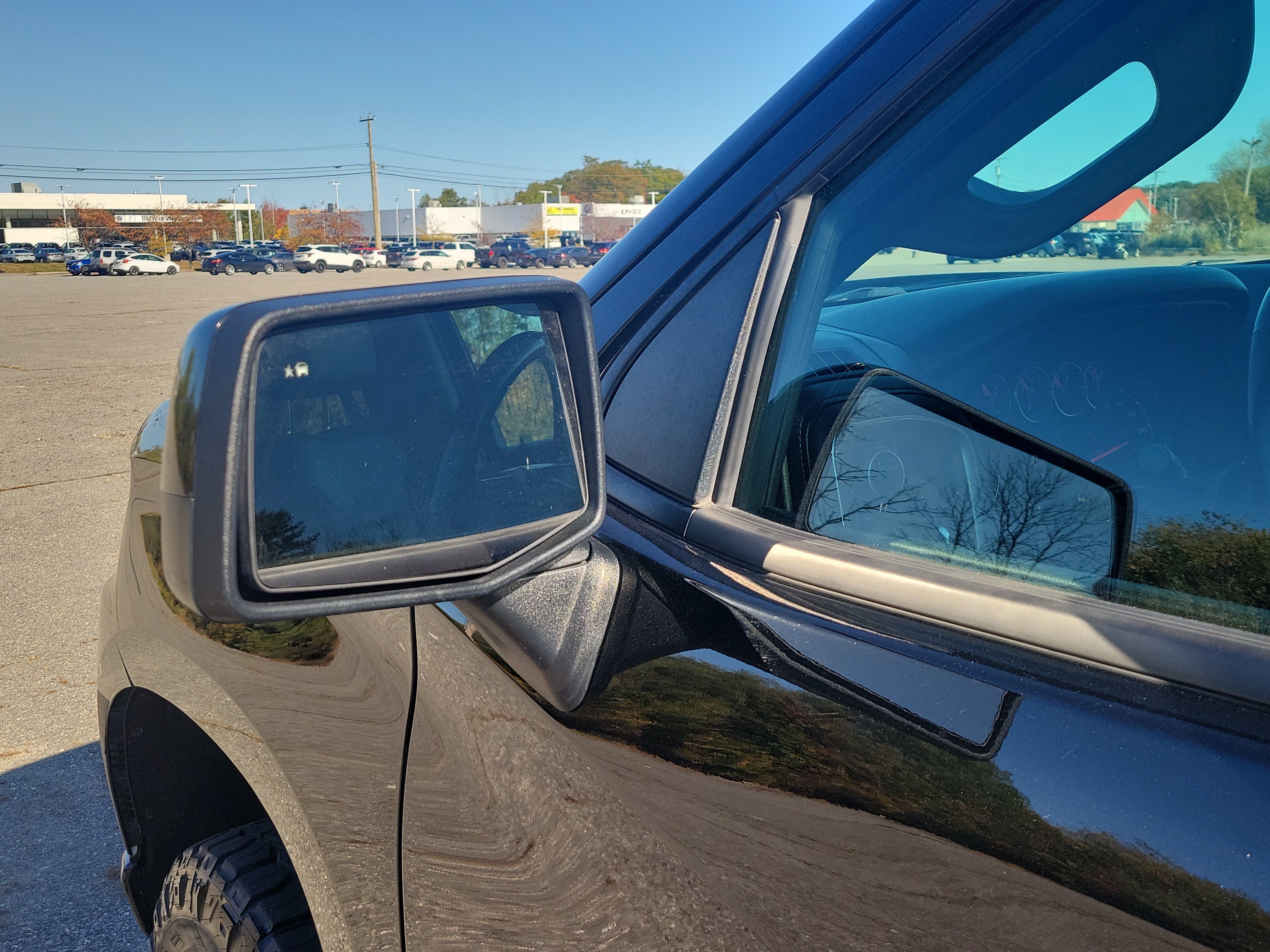 Used 2021 Chevrolet Silverado 1500 LT Trail Boss w/ Convenience Package II AWD/4WD image 10