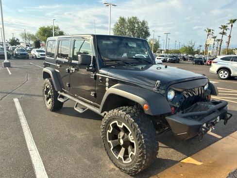 Used 2011 Jeep Wrangler Unlimited Rubicon w/ Call of Duty Group AWD/4WD image 4