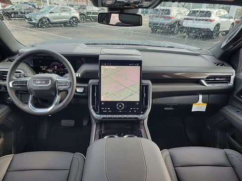 New 2026 GMC Yukon Elevation image 8