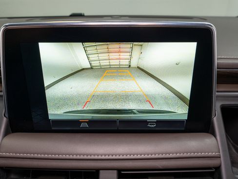 Used 2022 GMC Yukon SLE RWD image 18